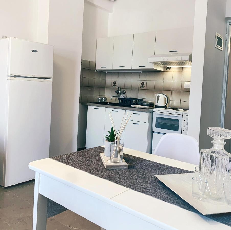 Μaria'S Flats Villa Toló Kültér fotó